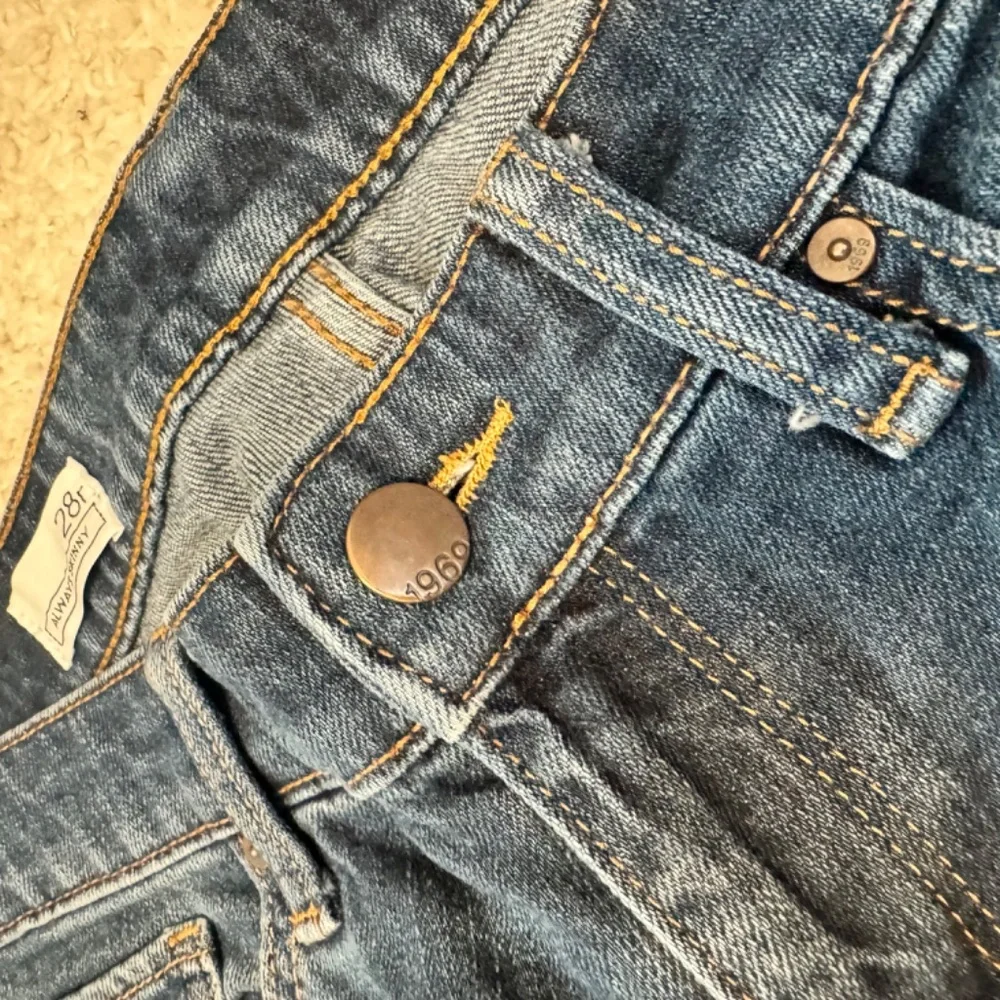 GAP 1969 Women's "Always Skinny" Jeans - Picture 5 of 5